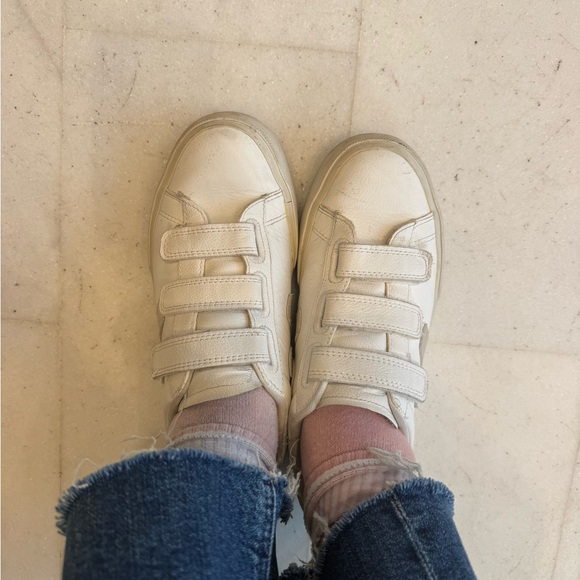 Veja Shoes - Veja White Women's Sneakers